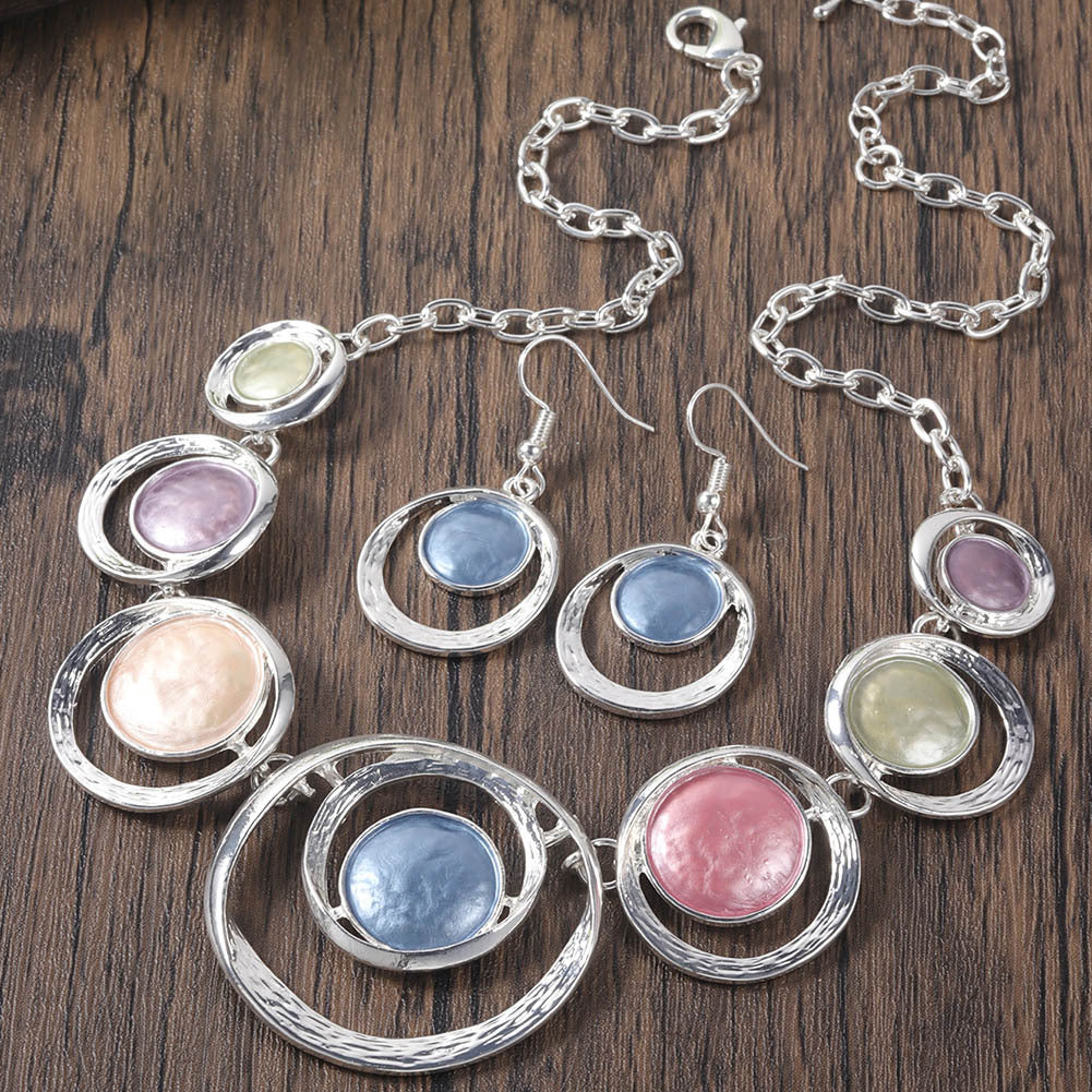 Retro Oil-dropped Hollow Round Earrings Women's Necklace