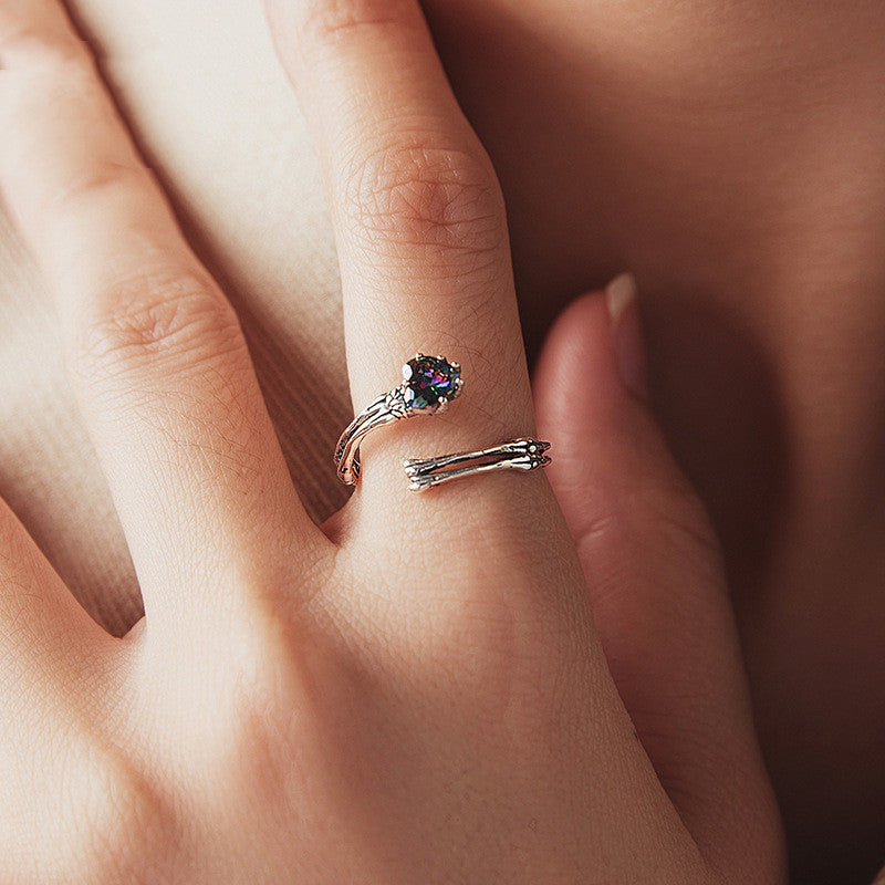 Original Halloween Skull Hand Opening Ring