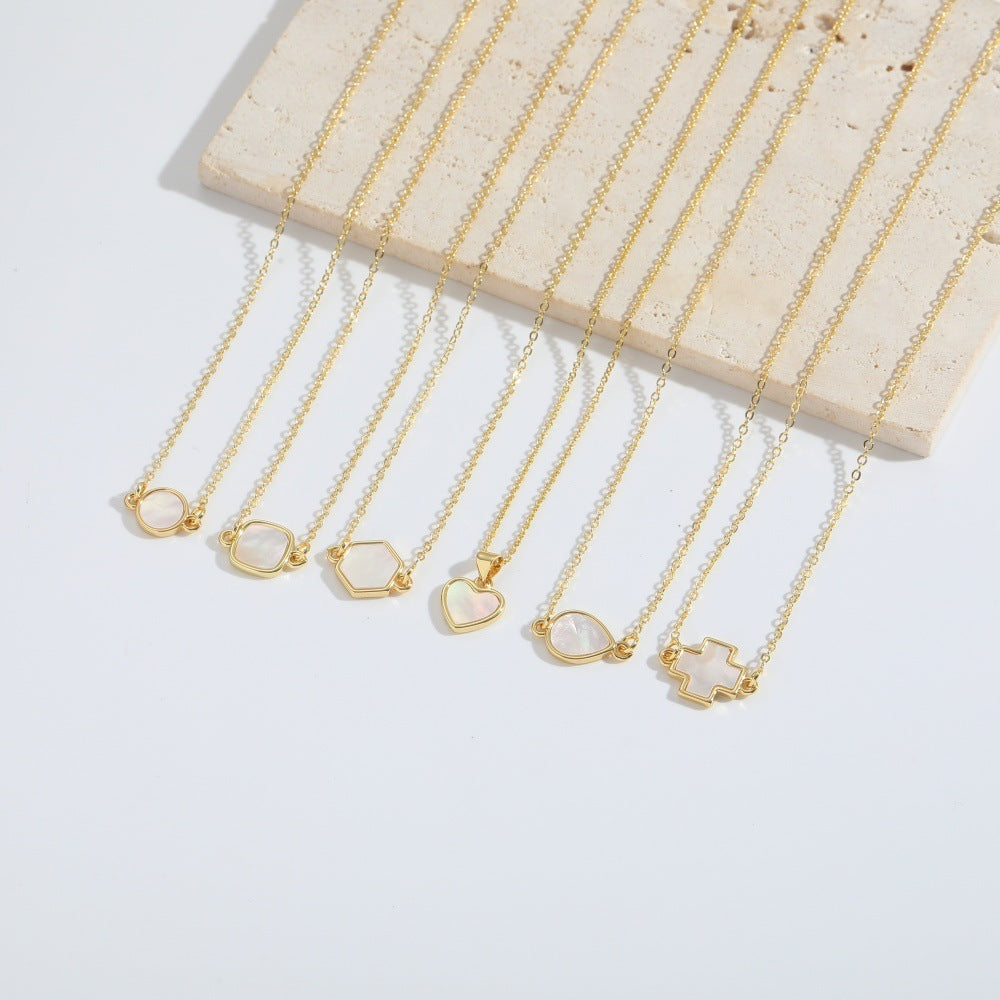 Inlaid Pendant Necklace Vintage Heart Clavicle Chain