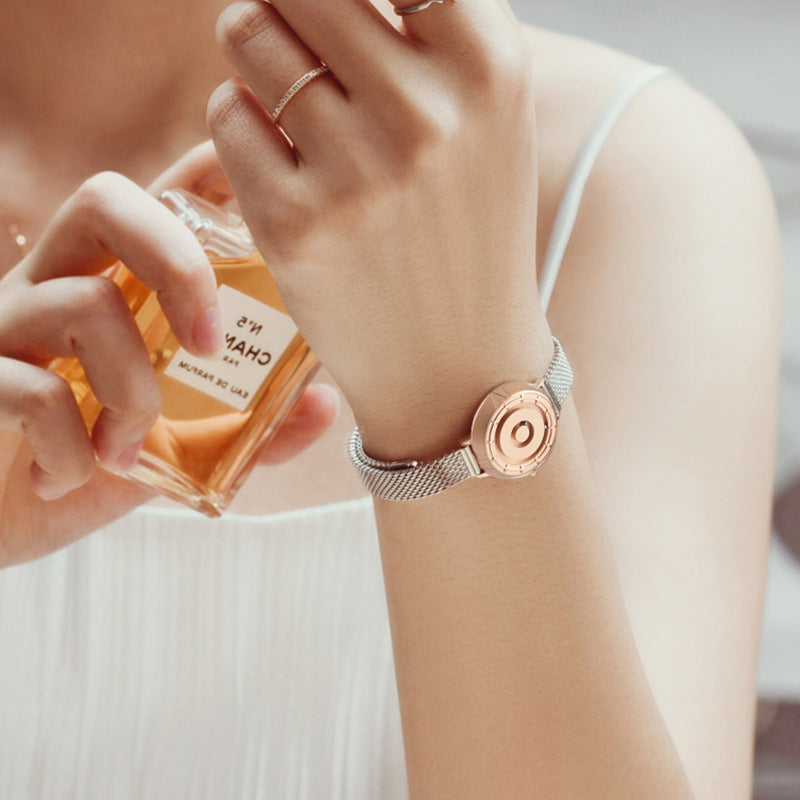 Women's Magnetic Non-glass Rolling Beads Watch Quartz