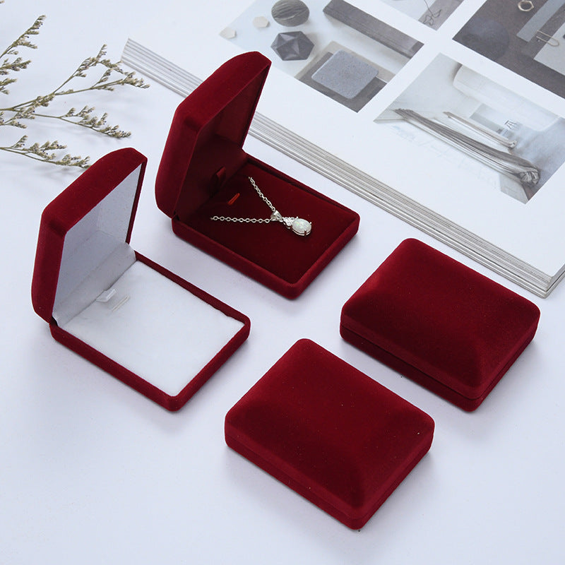 Wholesale high-end velvet pendant jewelry box, plush velvet earring