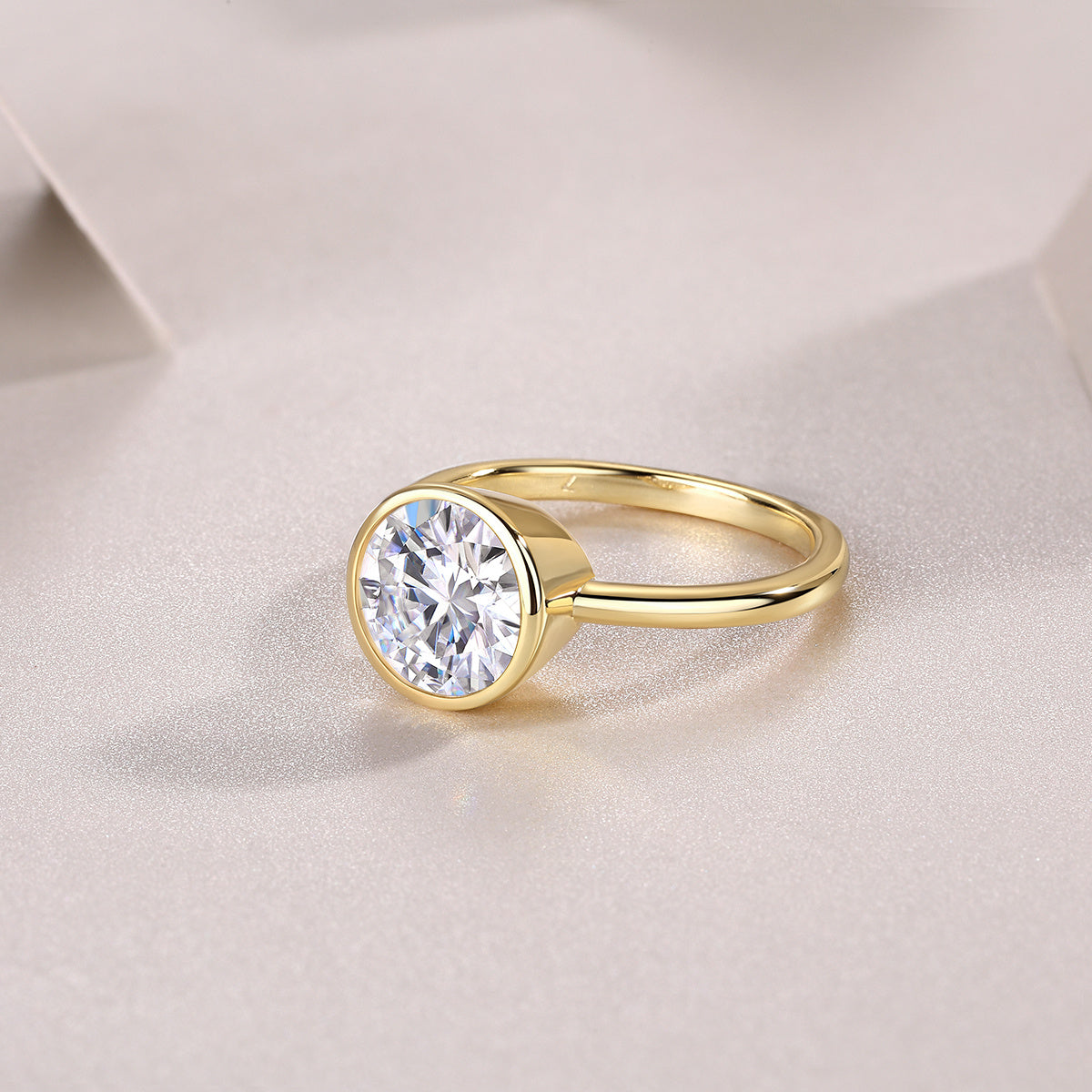 Time Foam - A Diamond Wedding Ring Set With Top-quality Round Moissanite S925 In Silver And Gold-plated. The Ring Can Be Inspected With A Diamond Pen