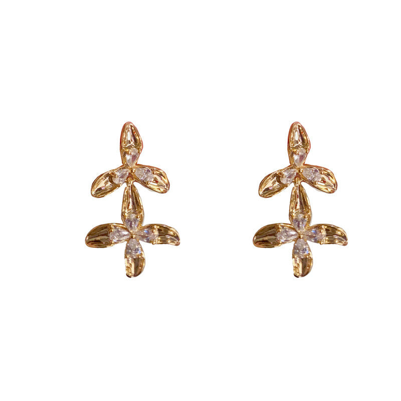 Women's Versatile And Fashionable Metal Petal Tassel Earrings