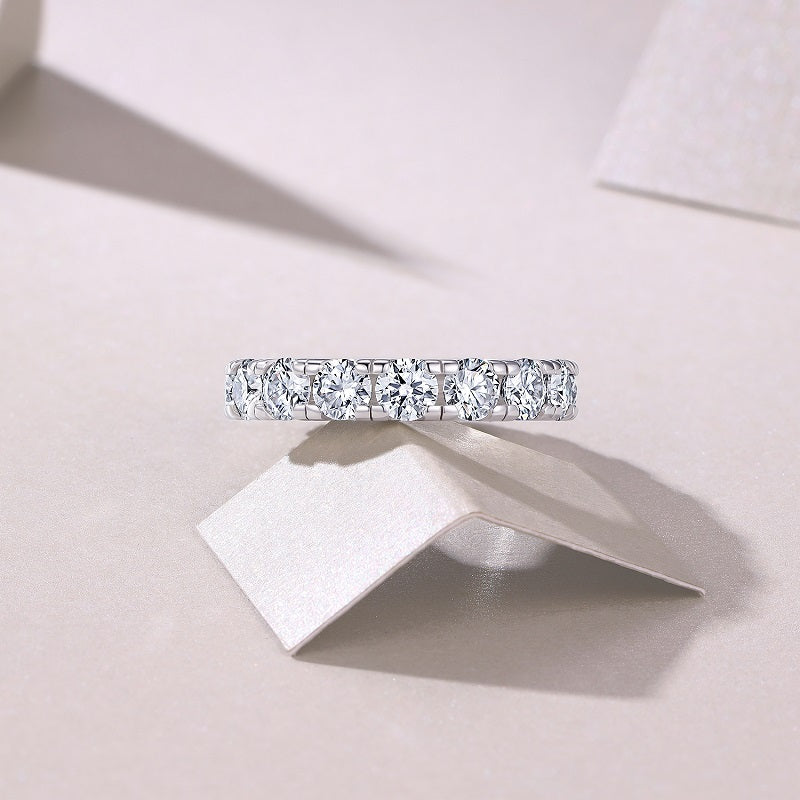 Yearning - A Wedding Ring Set With 0.3-carat Top-quality Moissanite S925 Silver And Platinum-plated Diamond. The Ring Can Be Inspected With A Diamond Pen