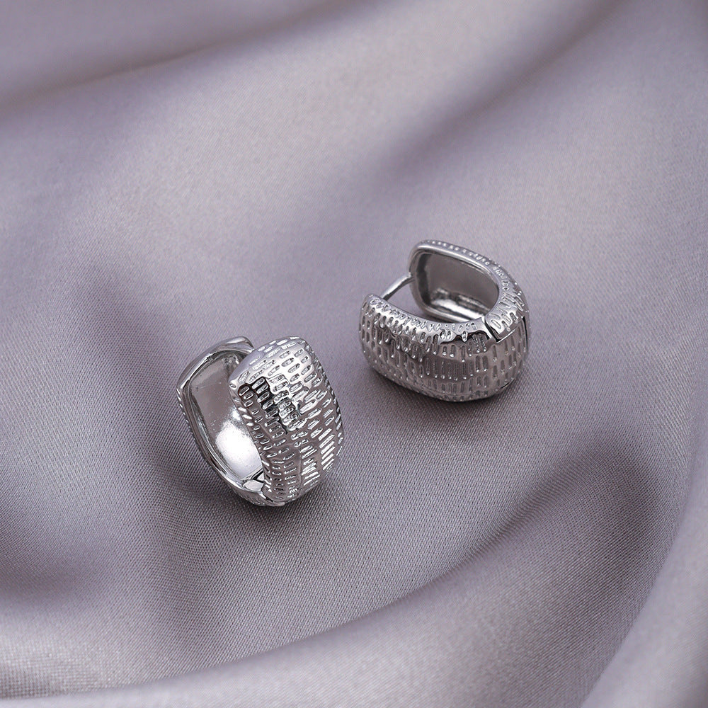 Micro Zircon-encrusted Stud Earrings Woven Twisted Gold Light Luxury High-end Sense