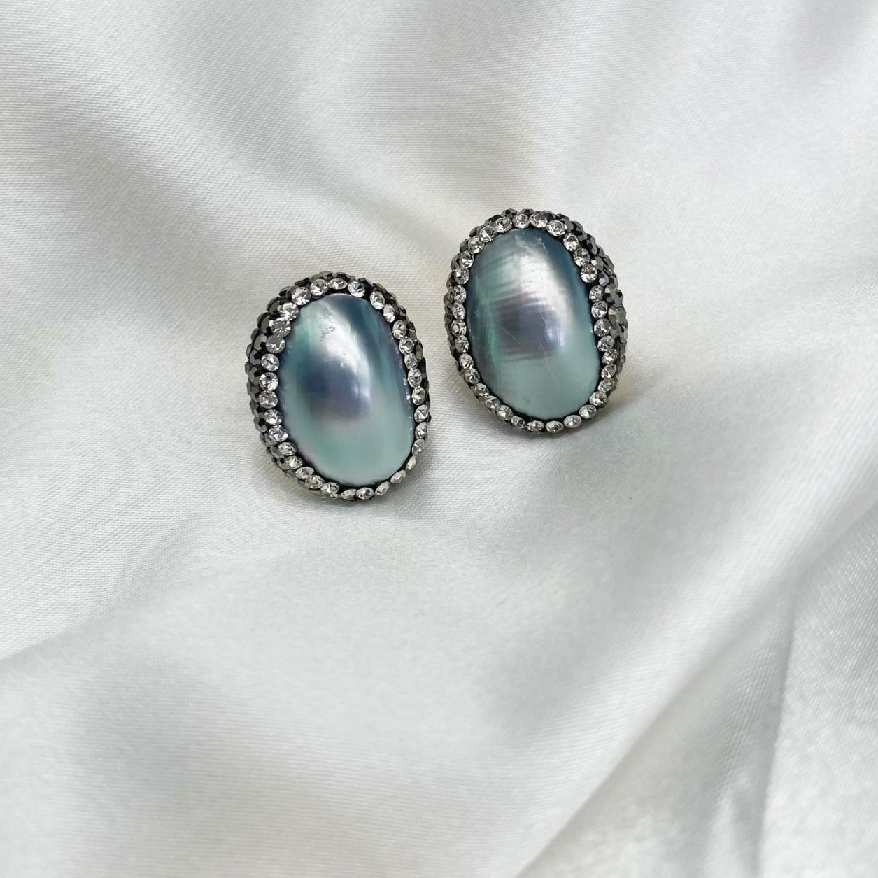 Women's Natural Maple Retro Earrings