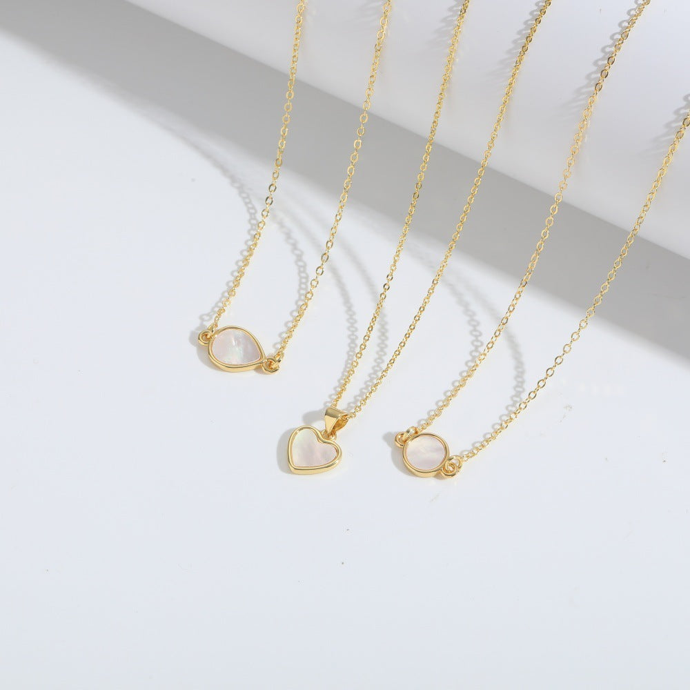 Inlaid Pendant Necklace Vintage Heart Clavicle Chain