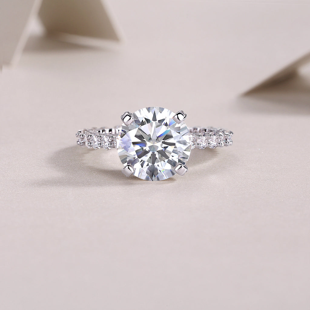 Affectionate And Tender - A 5-carat S925 Silver Diamond Wedding Ring Set With Top-quality Moissanite And Platinum Plating. The Ring Can Be Inspected With A Diamond Pen