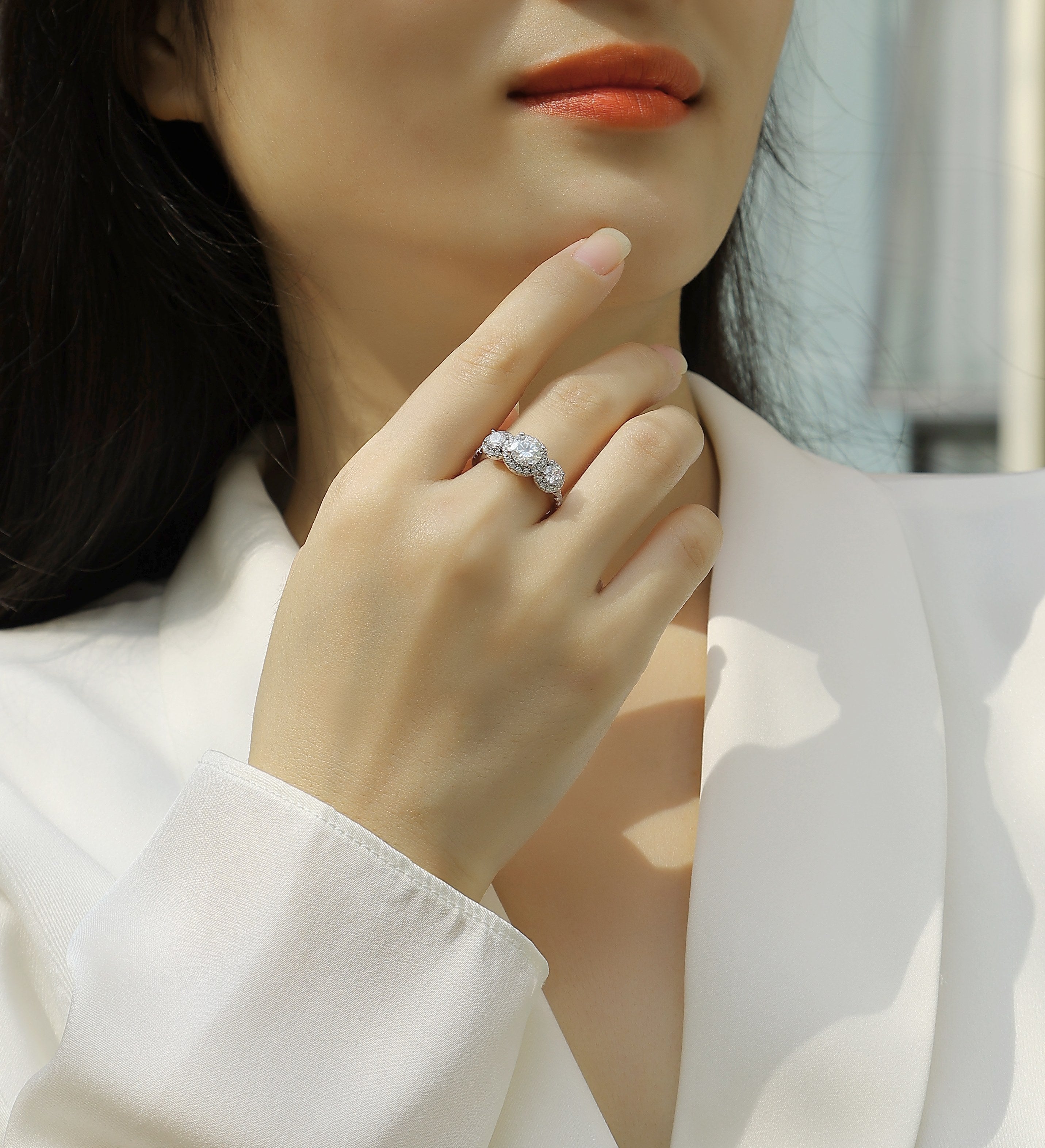 Human Warmth - A 1-carat Top-quality Moissanite S925 Silver Diamond Wedding Ring With Gold Plating. The Ring Can Be Inspected With A Diamond Pen