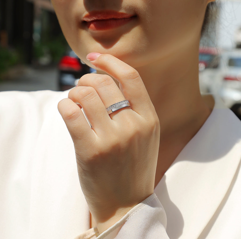 Star River - Set With Top-quality Moissanite S925 Silver And Gold-plated Diamond Wedding Ring. The Ring Can Be Inspected With A Diamond Pen