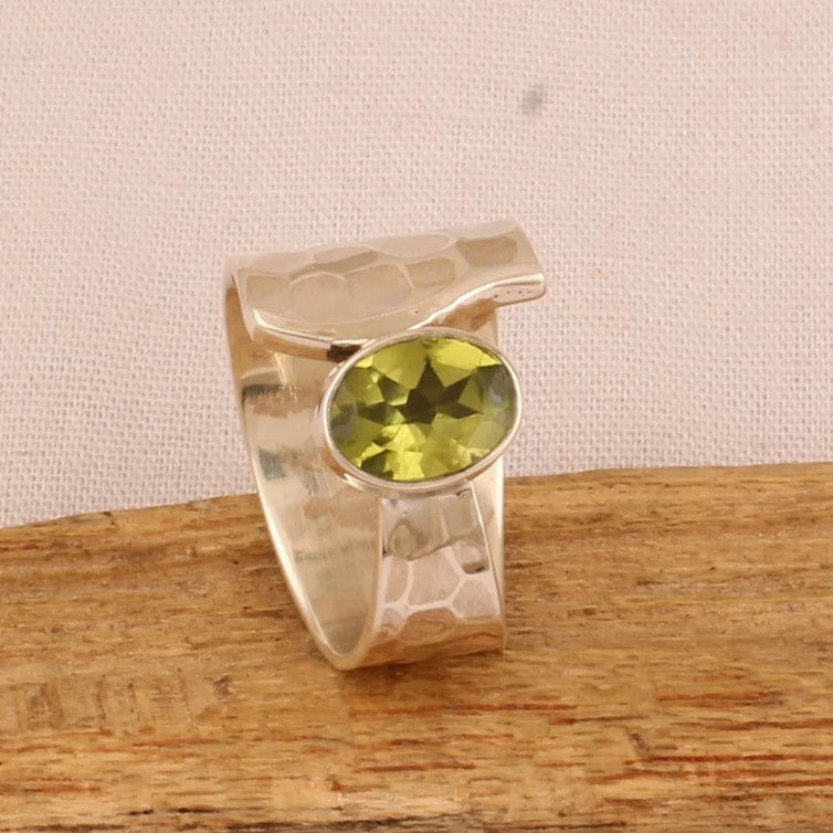 Retro Cross-border Hit Hammered Green Gemstone Ring