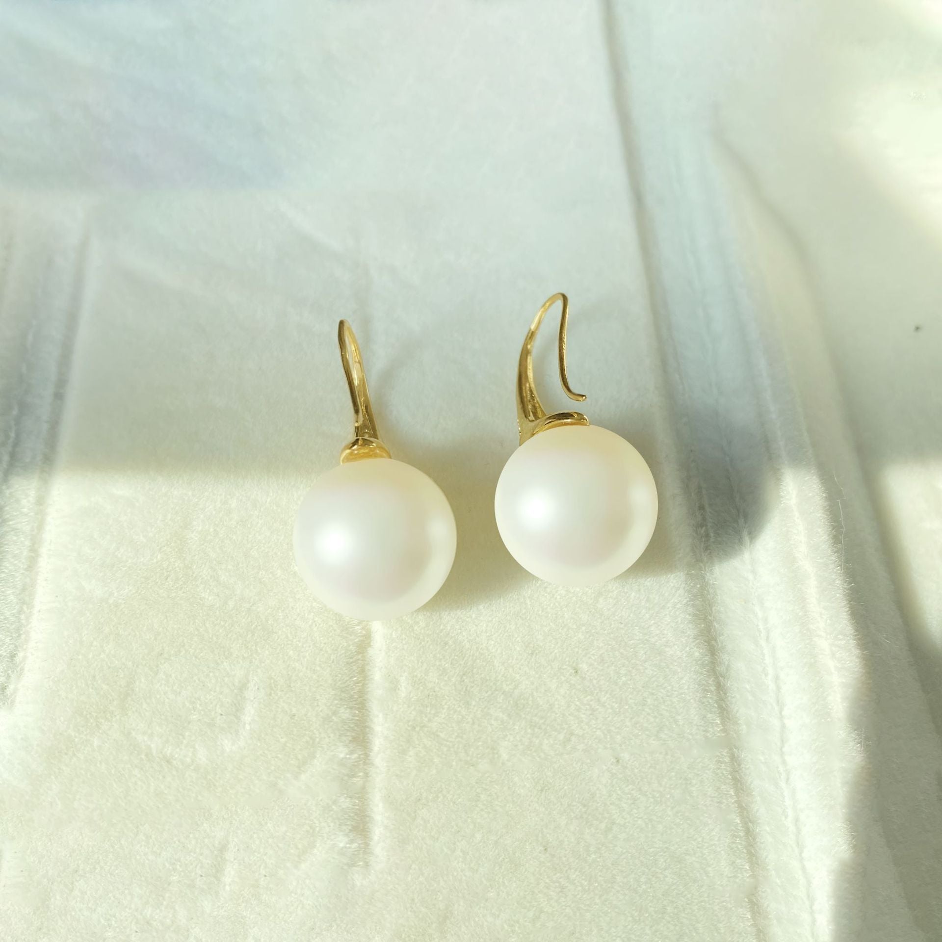 High-quality Pearl Earrings