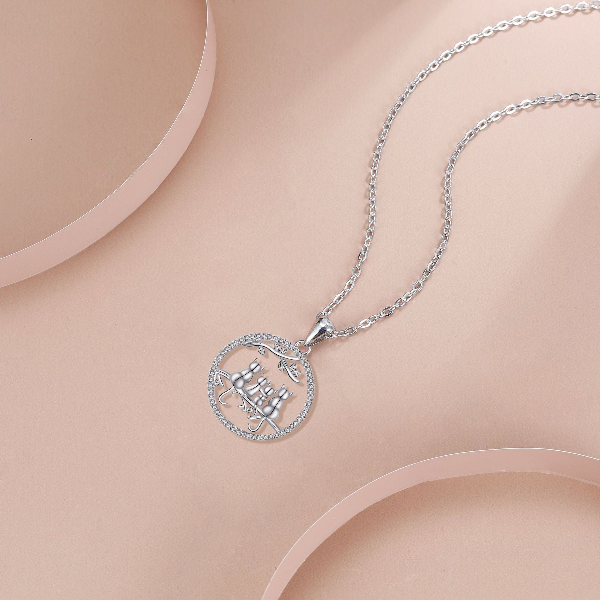 Four Kitten Necklace High Sense European And American