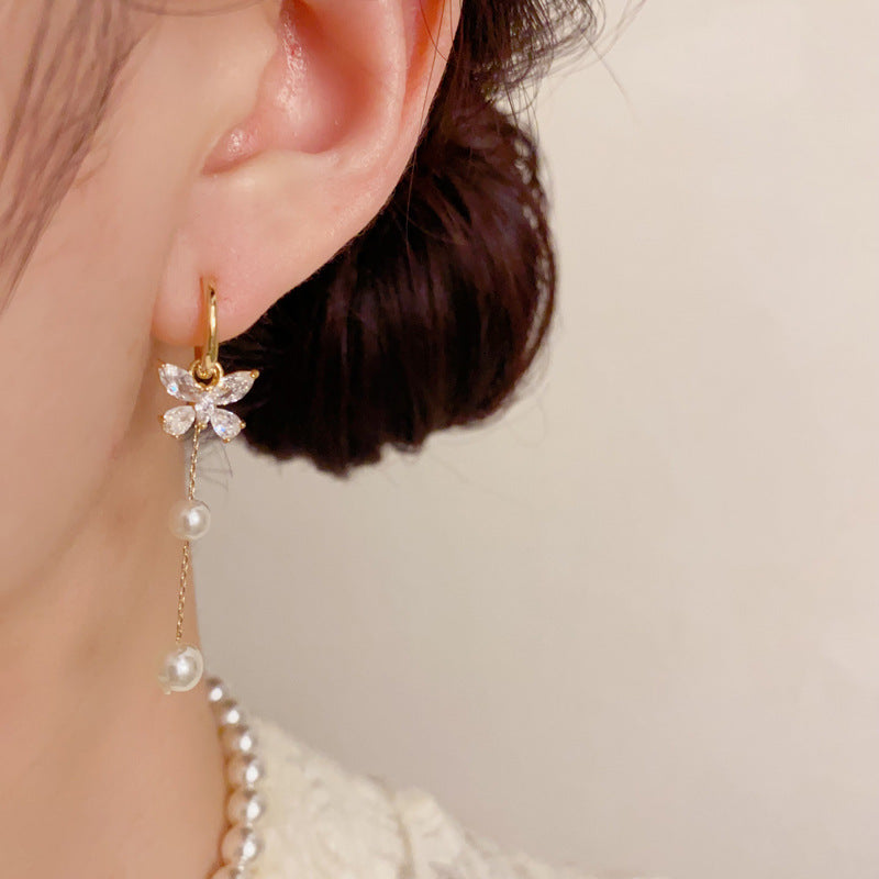 One Style For Dual-wear Diamond Butterfly Pearl Tassel Ear Clip