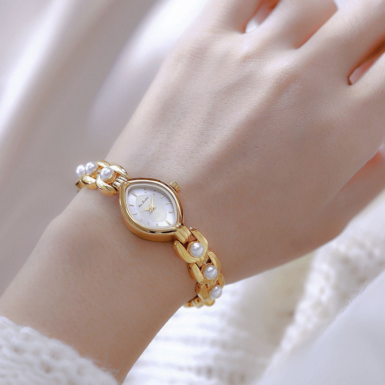 Mid-ancient Light Luxury Imitation Pearl Elegant Women's Watch