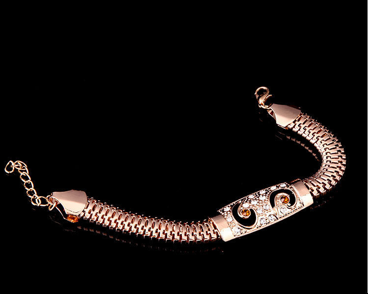 Exaggerated Punk Necklace Earrings Bracelets And Rings Set Of Four