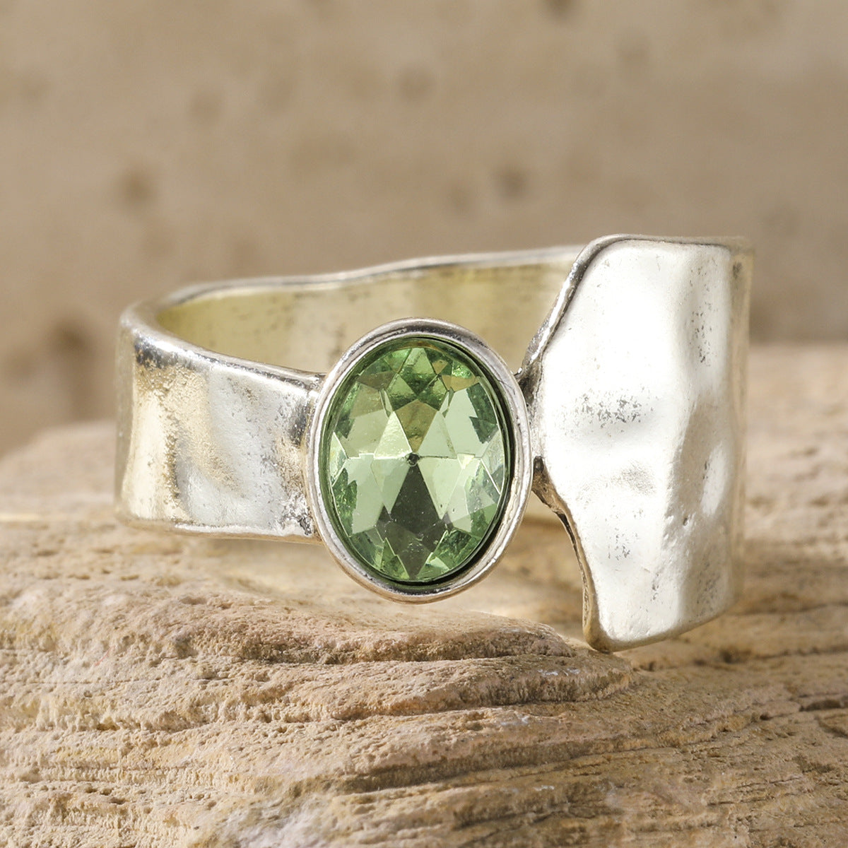 Retro Cross-border Hit Hammered Green Gemstone Ring
