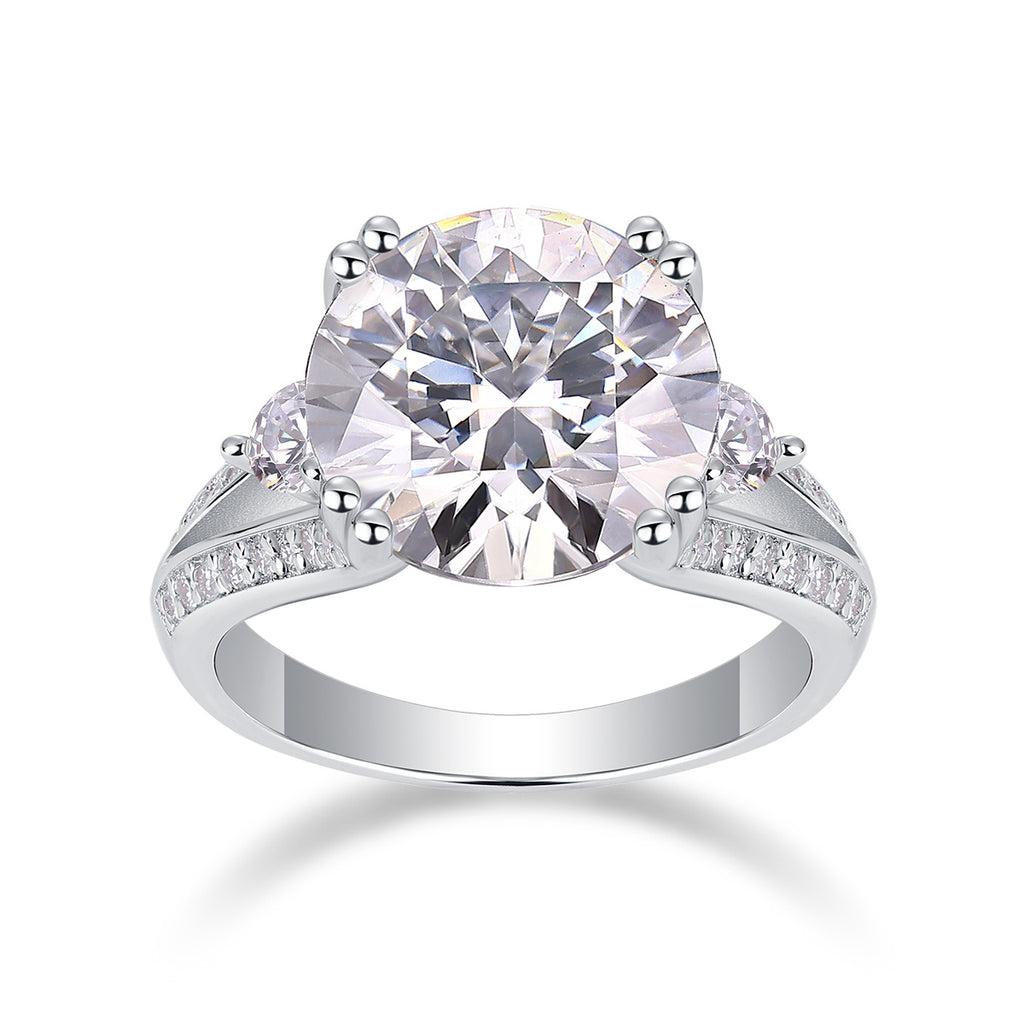Elegant Radiance - A 5-carat Top-quality Moissanite S925 Silver Diamond Wedding Ring With Gold Plating. The Ring Can Be Inspected With A Diamond Pen