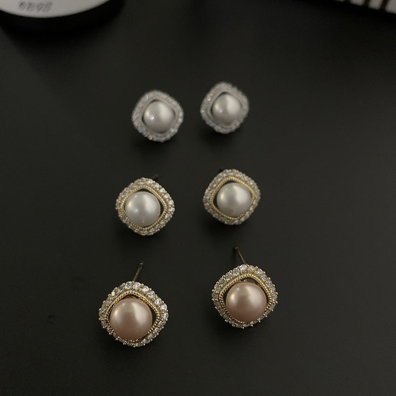 Minimally Luxurious Socialite Zircon Pearl Earrings