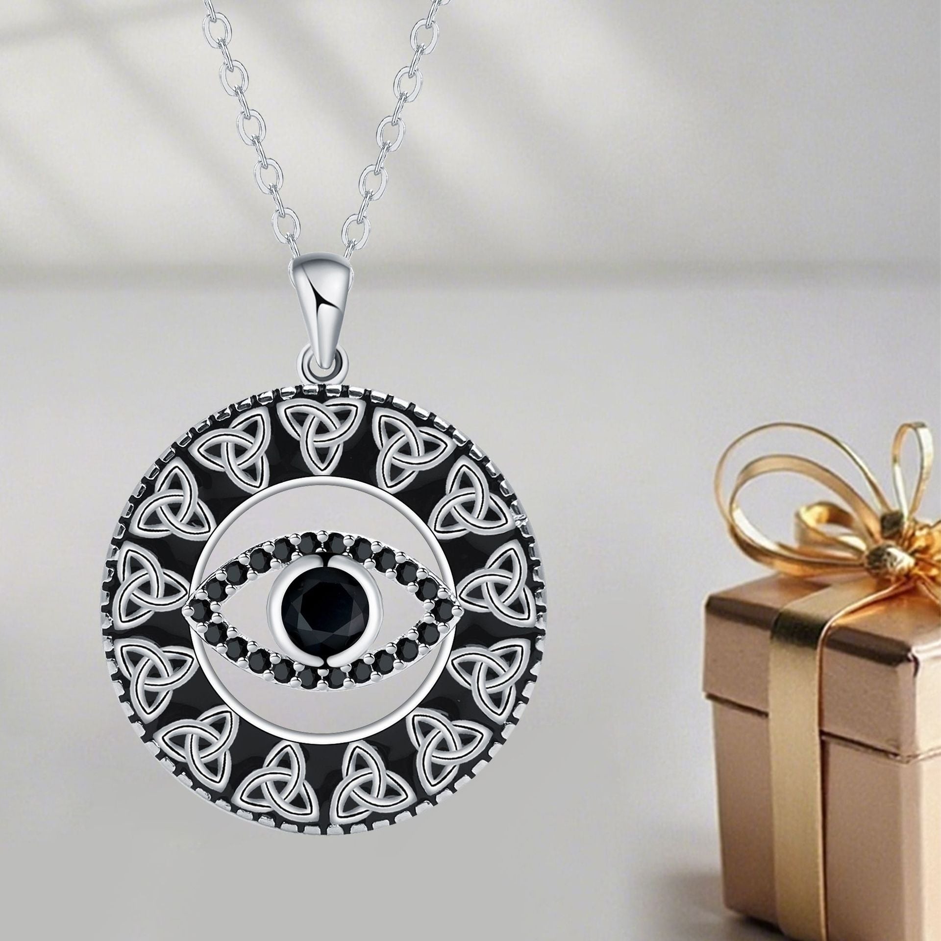 Devil's Eye Necklace Light Luxury Minority High Sense