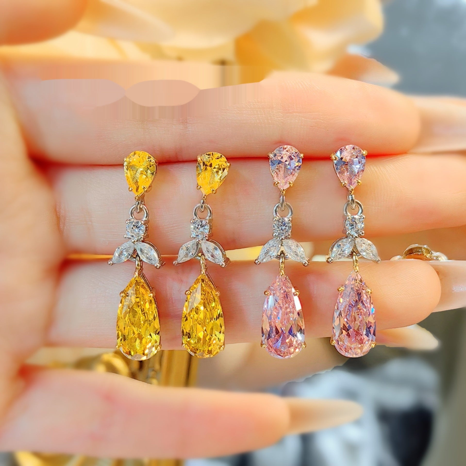 European And American High-carbon Diamond Fashion Versatile Pink Crystal Earrings