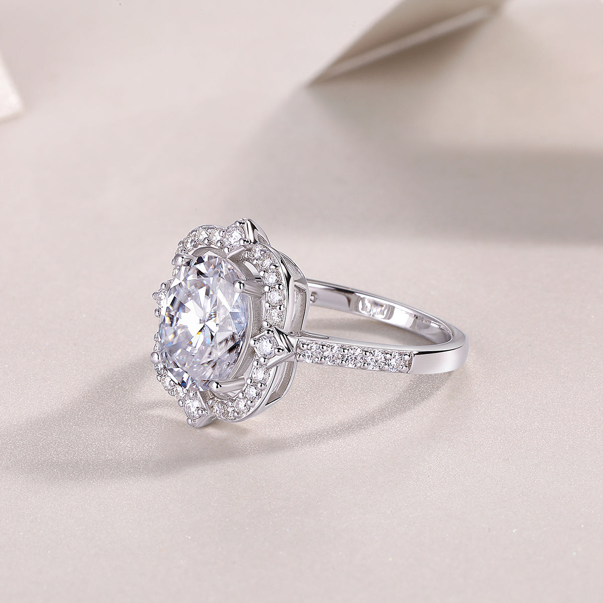 Camellia - Set With Top-quality Egg-shaped Moissanite S925 Silver And Platinum-plated Diamond Wedding Ring. The Ring Can Be Inspected With A Diamond Pen