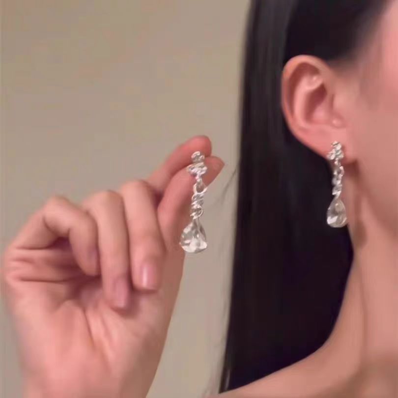 Women's Heavy Industry Advanced Sense Necklace Earrings