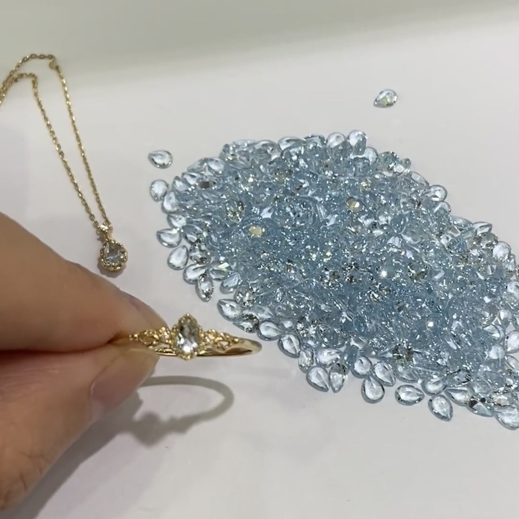 Aquamarine Blue Sky Flower Water Drop Hollow Corrugated Necklace