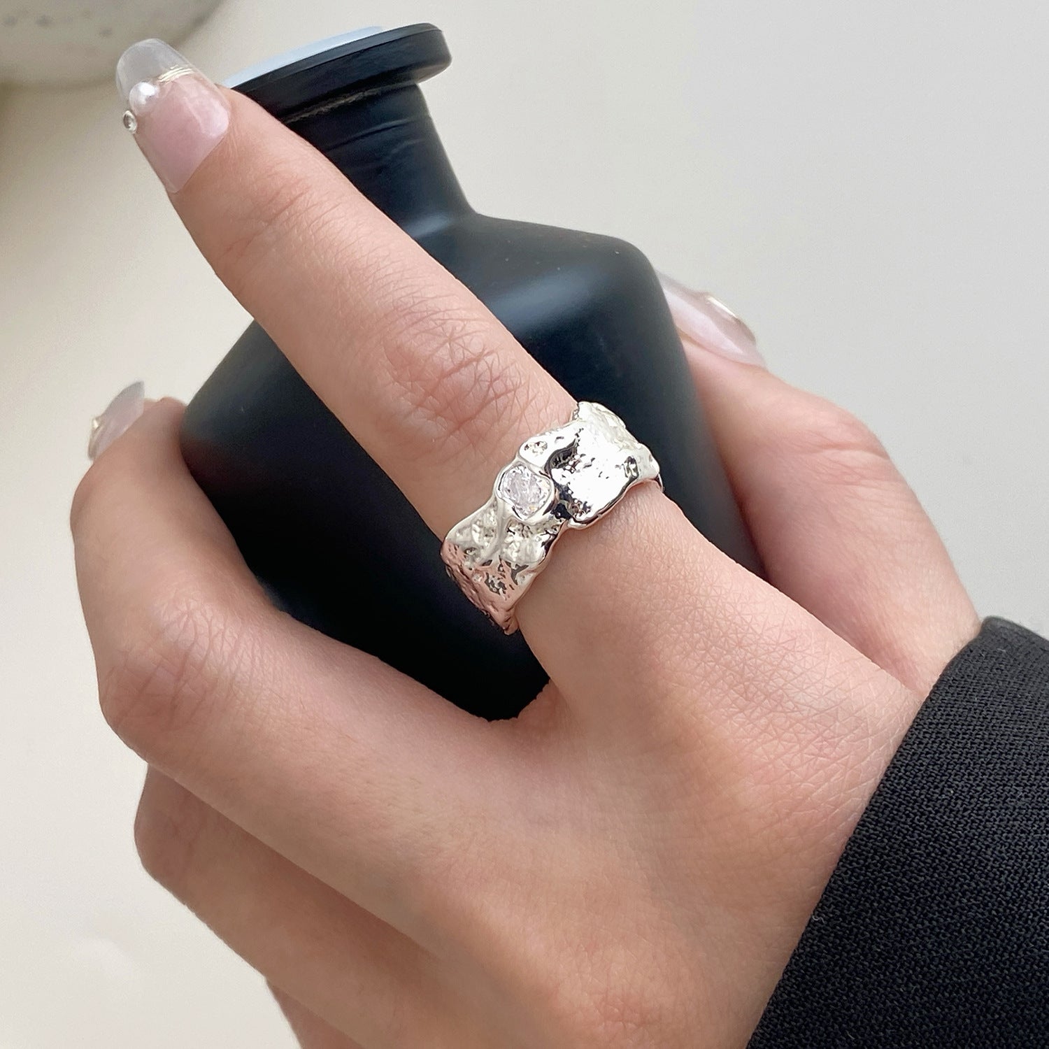 Niche Design High-end Irregular Texture Colored Diamond French Vintage Ring