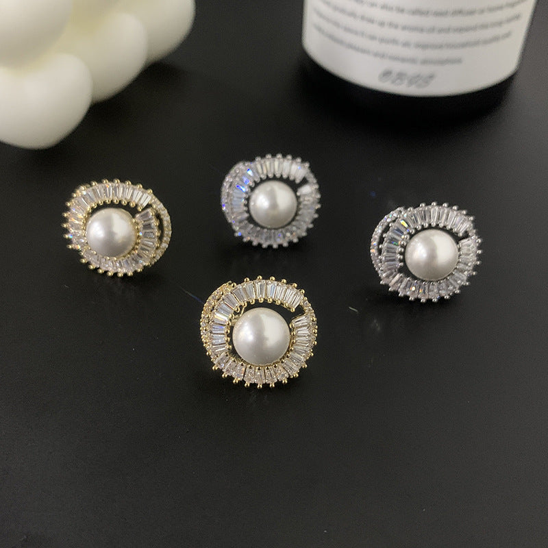 Micro Inlaid Zircon Exquisite And Versatile Niche Design Earrings