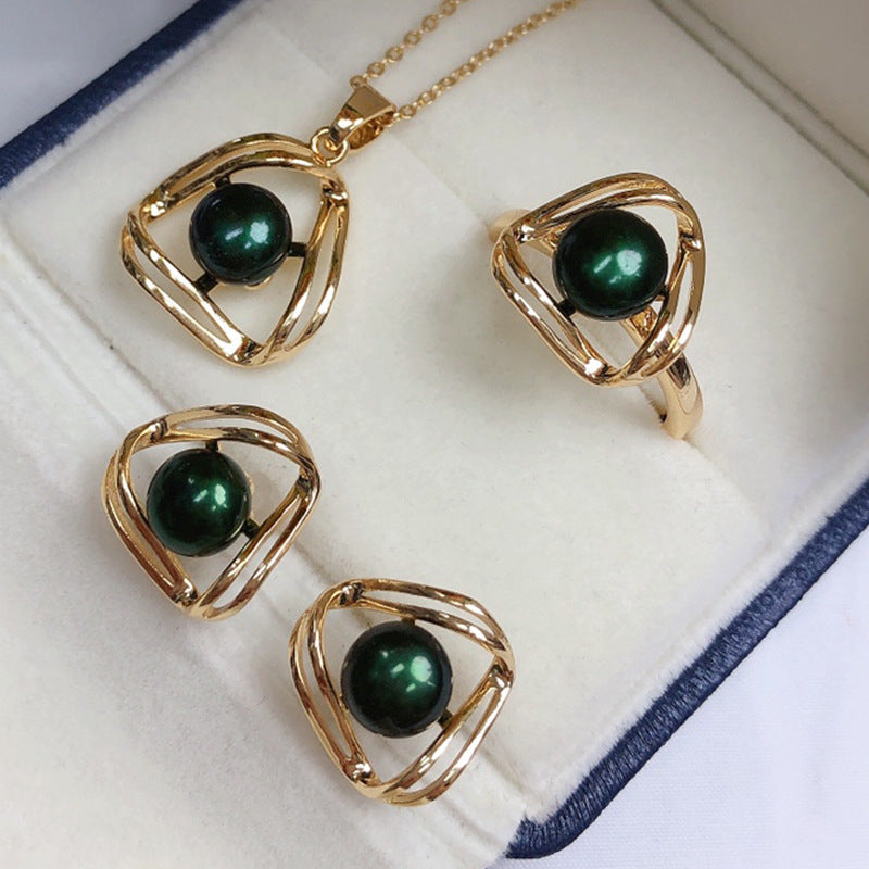 Simple And Exquisite Freshwater Pearl Necklace Suit