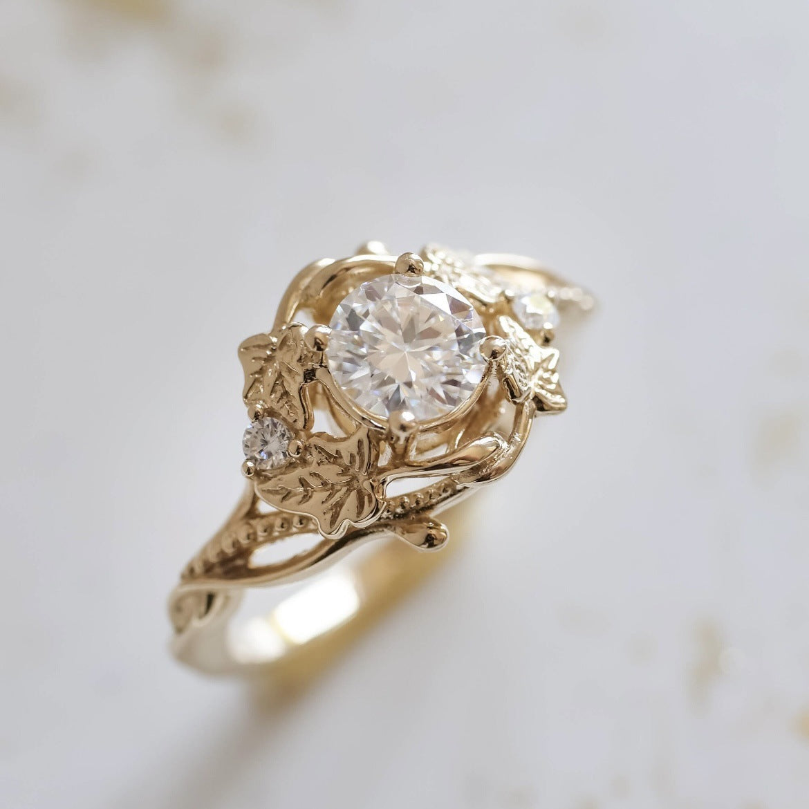 Lady's Simple Brushed Elegance Ring