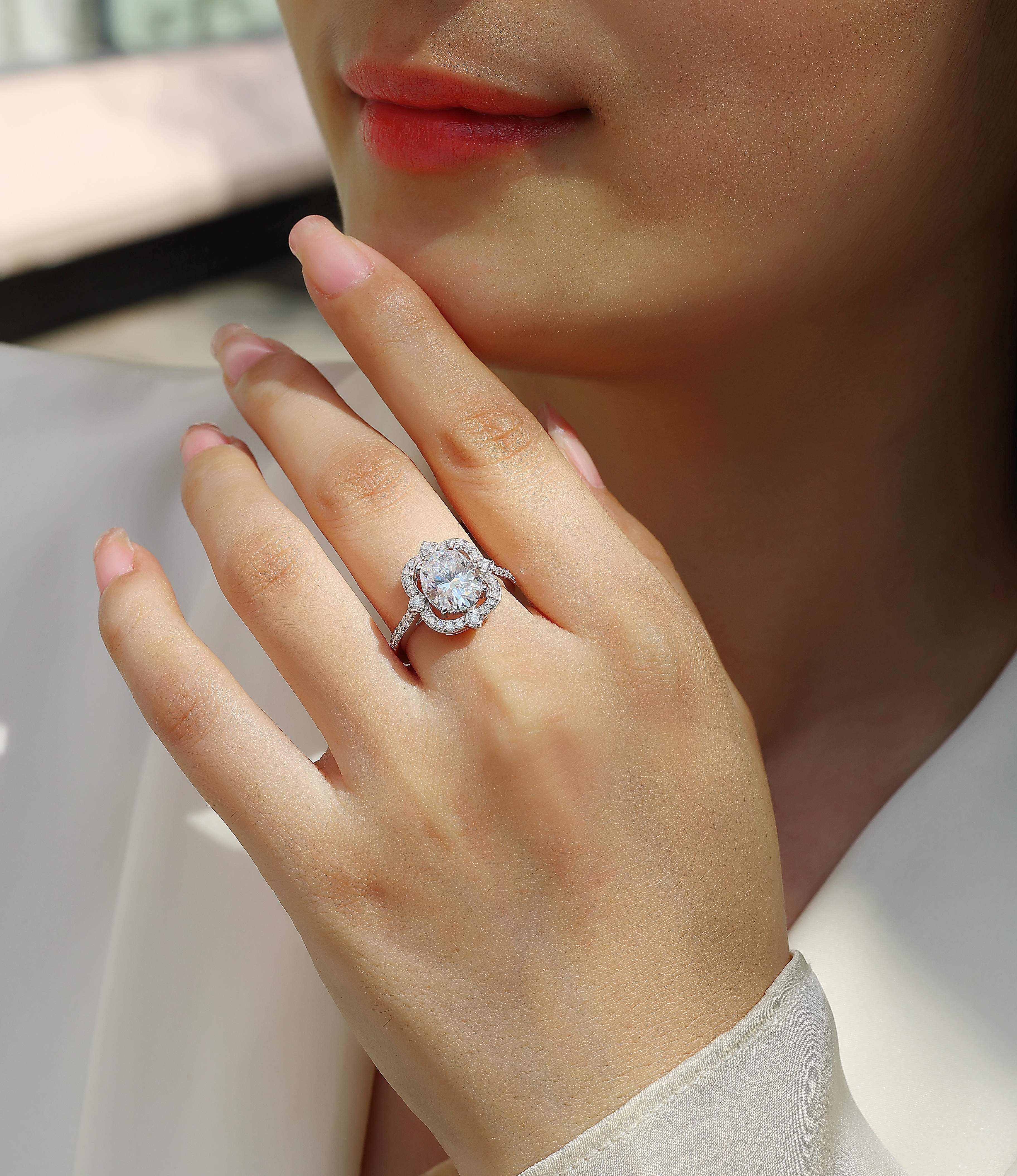 Camellia - Set With Top-quality Egg-shaped Moissanite S925 Silver And Platinum-plated Diamond Wedding Ring. The Ring Can Be Inspected With A Diamond Pen